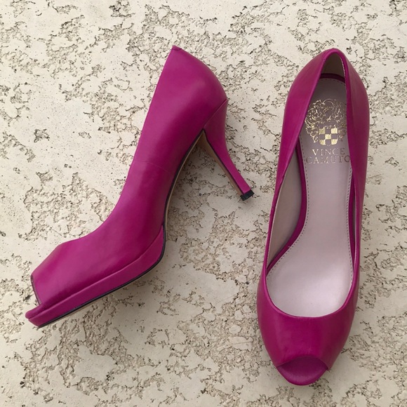 Vince Camuto Shoes - VINCE CAMUTO Fuchsia Hot Pink Peep Toe Pumps 6.5